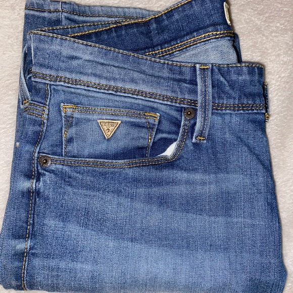 🔻GUESS Men's Lincoln Slim Straight Jeans - Picture 2 of 10